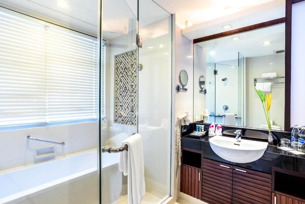 Grand Sukhumvit Hotel by Accor фото 48