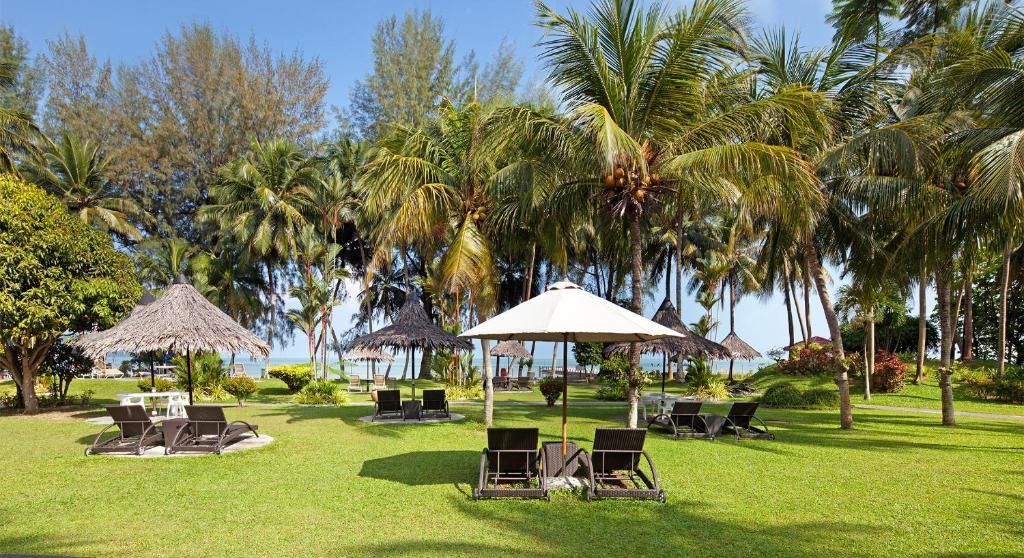 The Bayview Beach Resort фото 27