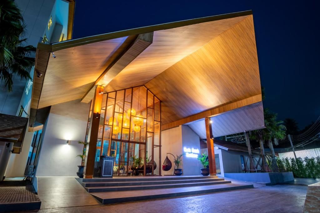 Surin Beach Residence фото 14