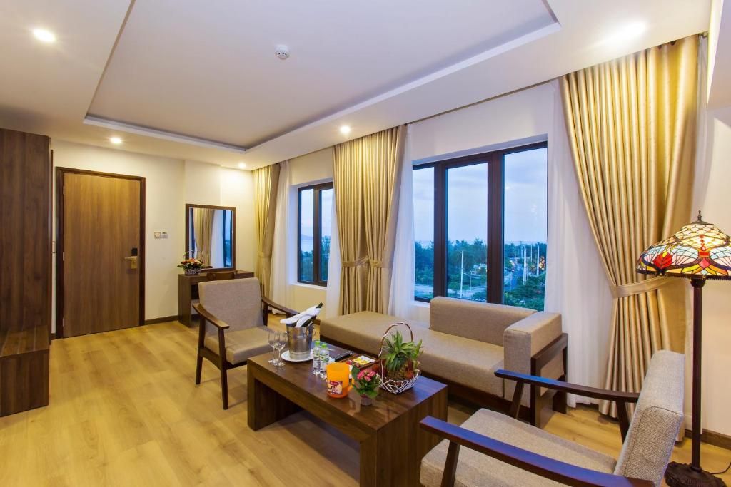 Ally Beach Boutique Hotel Hoian фото 10