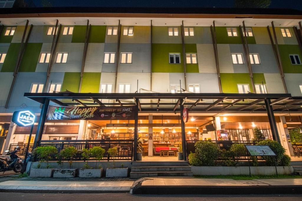 Zest Hotel Legian фото 30