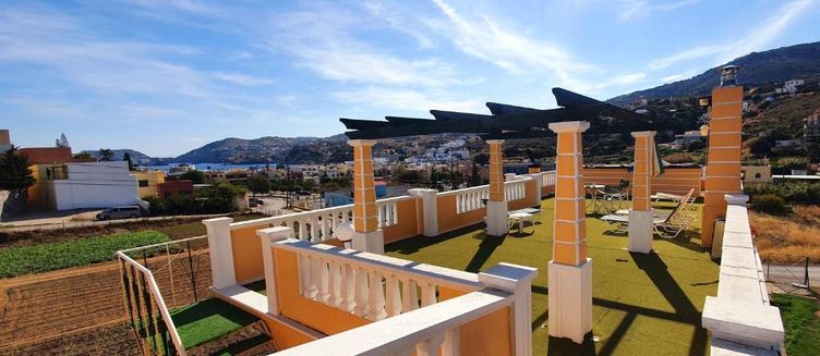 Фото отеля Dioskouroi Apartments