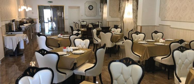 Фото отеля Royal Hotel