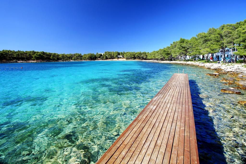Crvena Luka Apartments and Villas фото 0