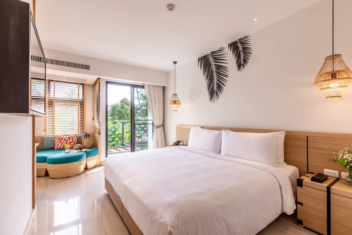 Outrigger Surin Beach Resort фото 5