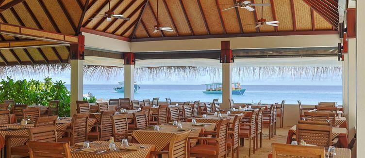 Фото отеля Cocogiri Island Resort