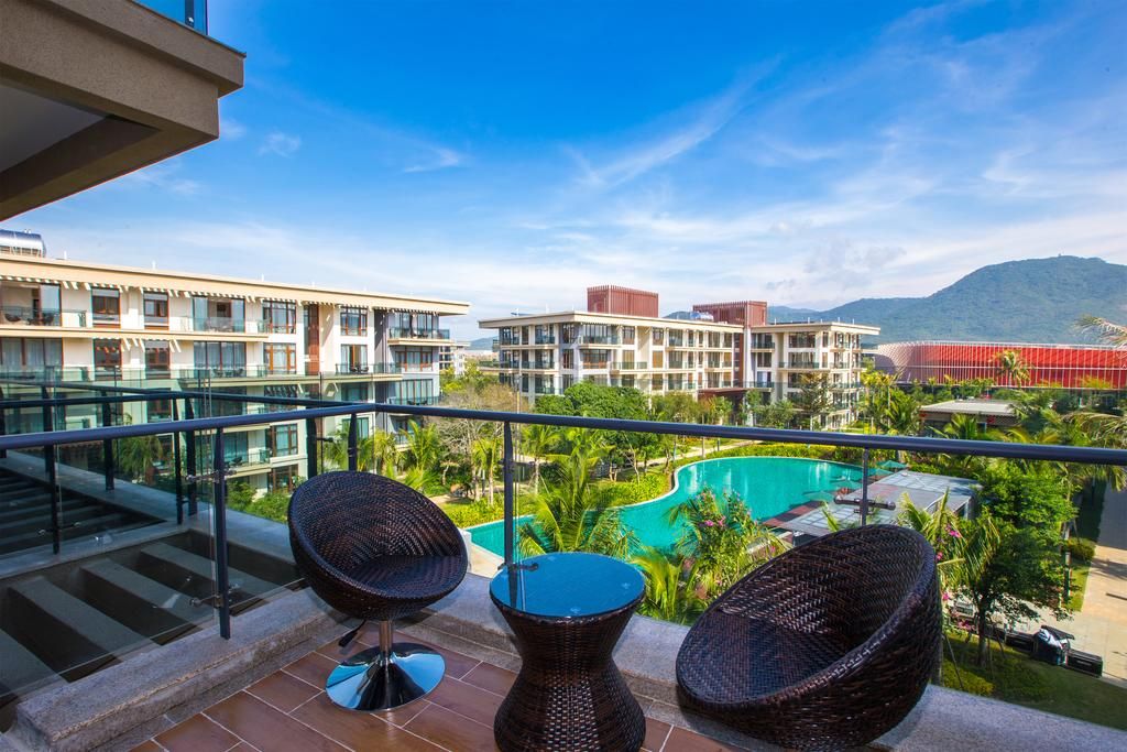 Life Spring Aranya Sanya Yalong Bay Suite Resort фото 24