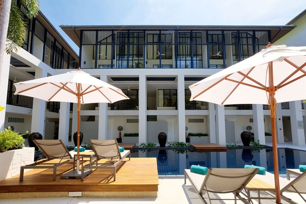 Outrigger Surin Beach Resort фото 24