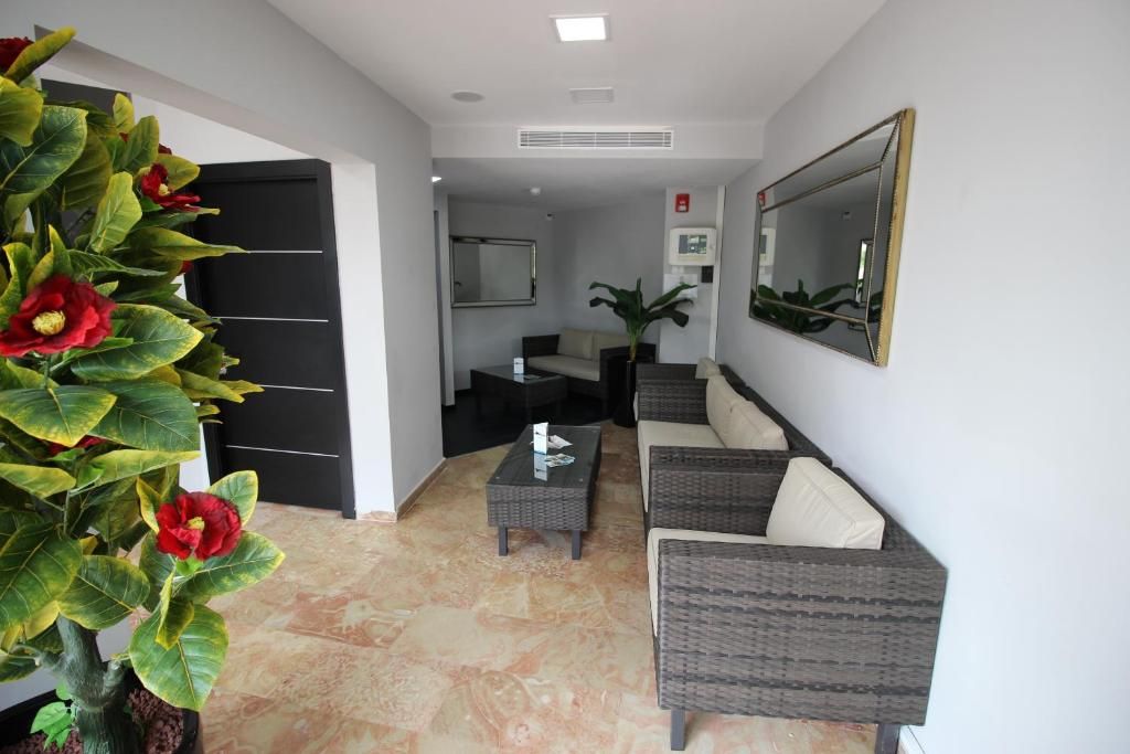 Апарт-отель «Rich Royal Suites» фото 20