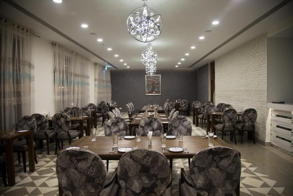 Acron Waterfront Resort фото 68