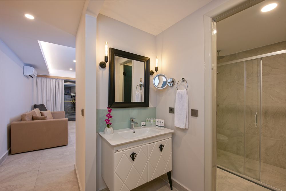 A Suite Side фото 28