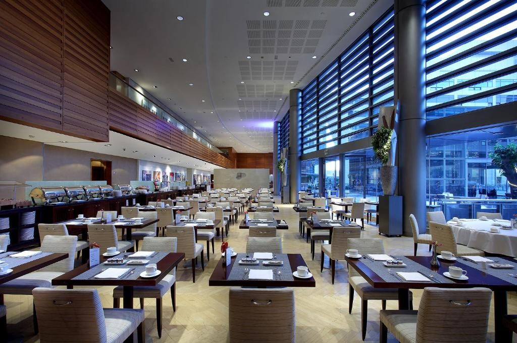 Eurostars Grand Marina фото 64