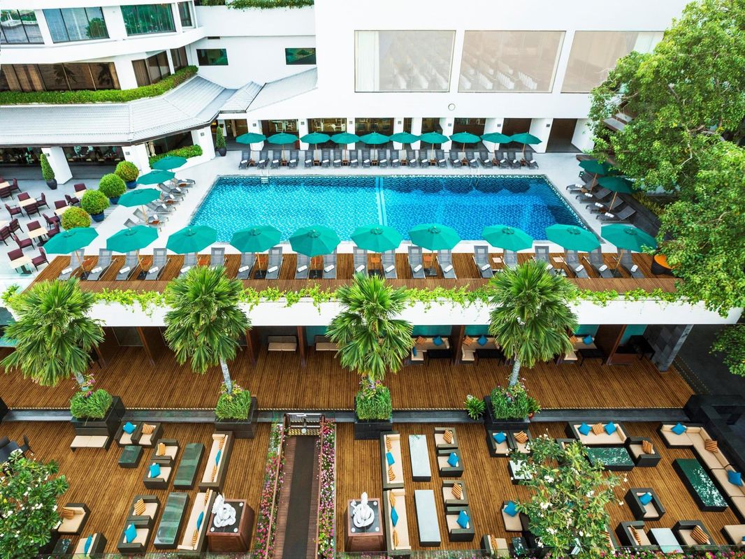 Royal Orchid Sheraton Hotel & Towers фото 38