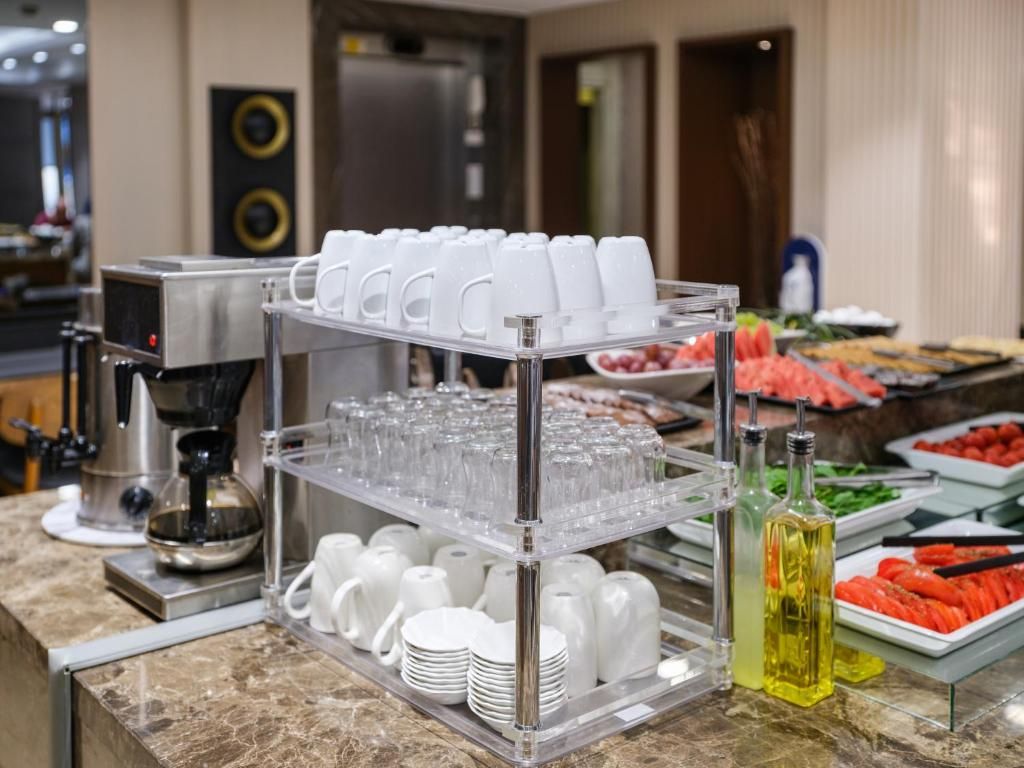 Merlin Hotel İstanbul фото 30