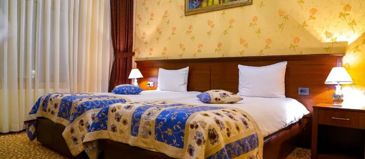 Фото отеля Central Park Hotel
