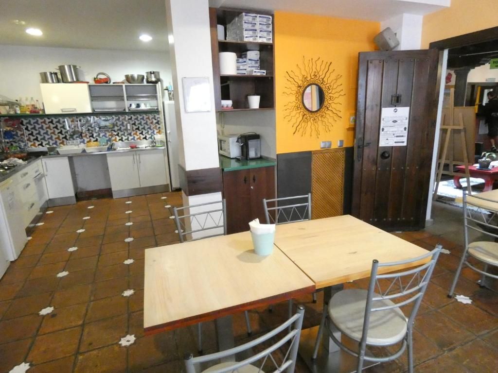 Oasis Backpackers Hostel Granada фото 10