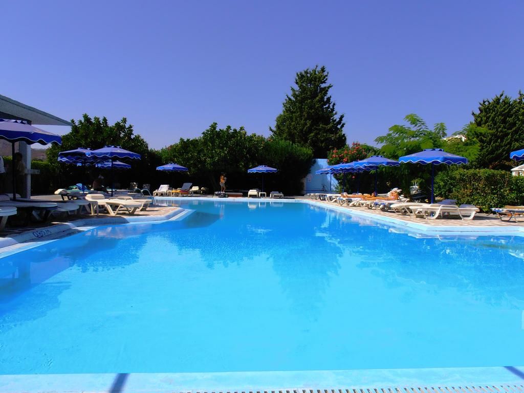 Hotel Loutanis фото 0