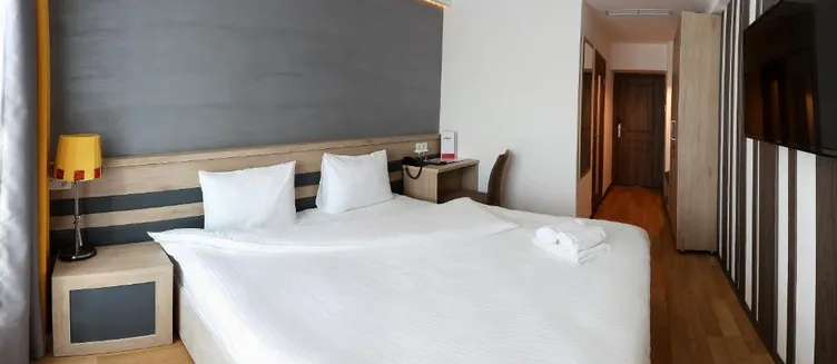Фото отеля Astra Hotel