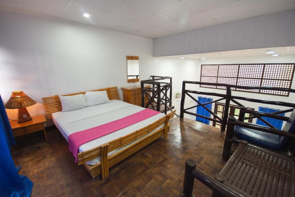Club Ten Beach Resort фото 47
