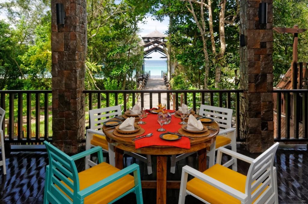Bunga Raya Island Resort & Spa фото 36