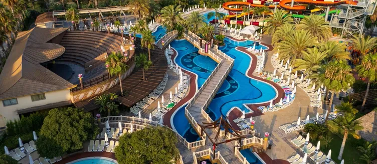 Фото отеля Royal Dragon Hotel