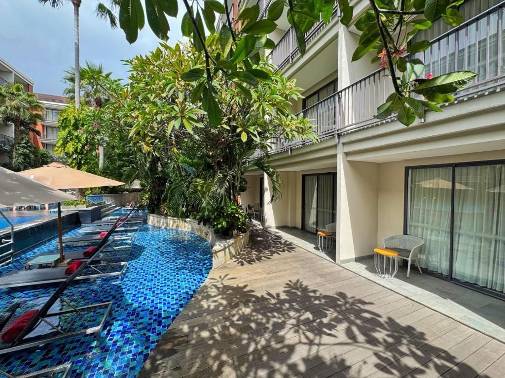 Anathera Resort Kuta фото 32