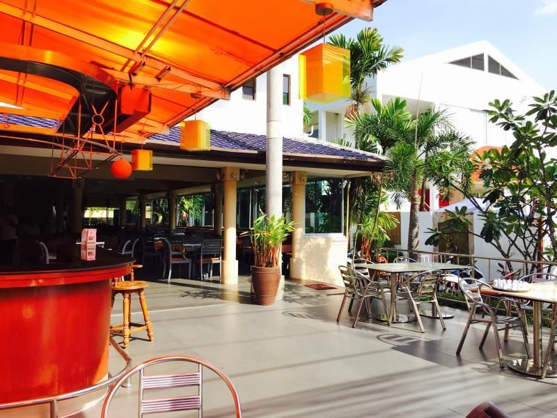 Andatel Grande Patong Phuket фото 25
