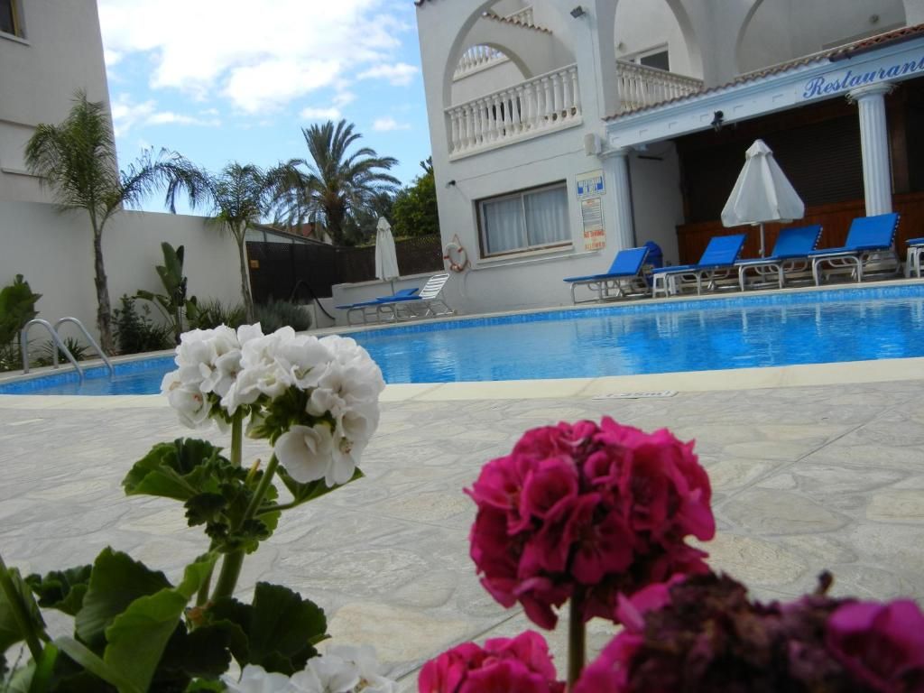 Tsialis Hotel Apartments фото 28