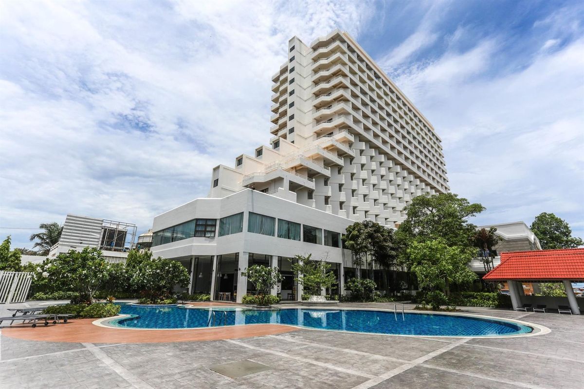Welcome Jomtien Beach Hotel фото 0