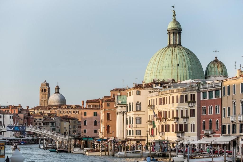 Hotel Carlton on the Grand Canal фото 19