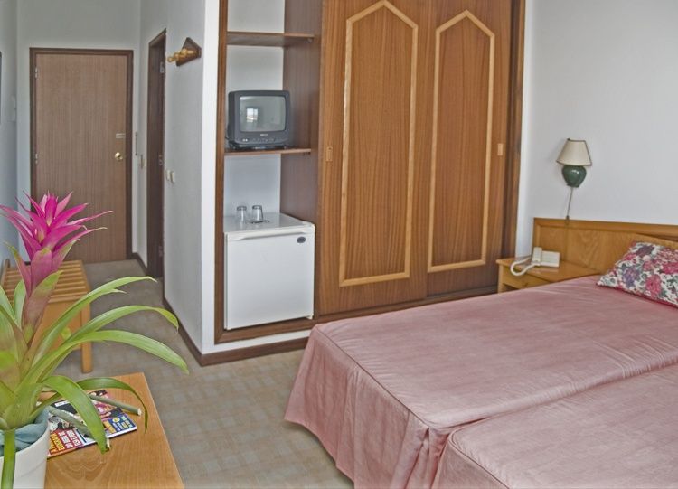 Hotel luar фото 14
