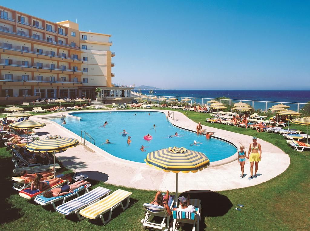 Belvedere Beach Hotel фото 12