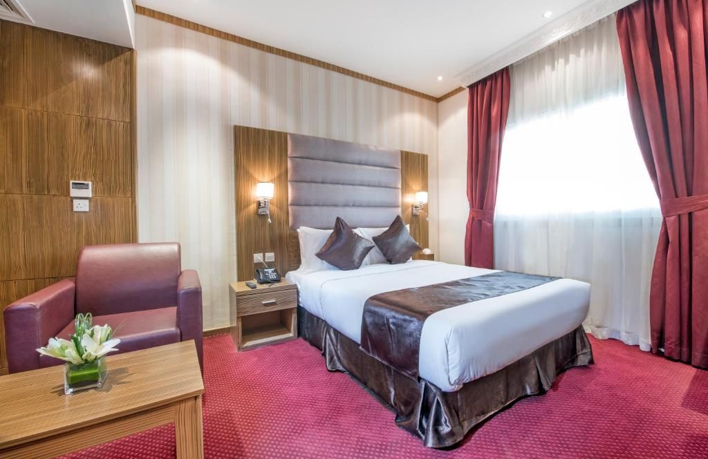 Royal Tulip Hotel фото 12