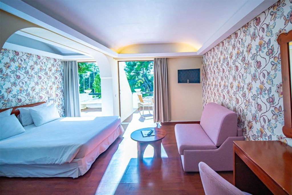 Ramada Loutraki Poseidon Resort фото 18