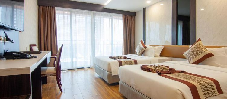 Фото отеля Golden Jomtien Beach Hotel