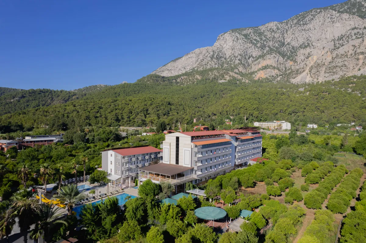 Grand Hotel Derin фото 2