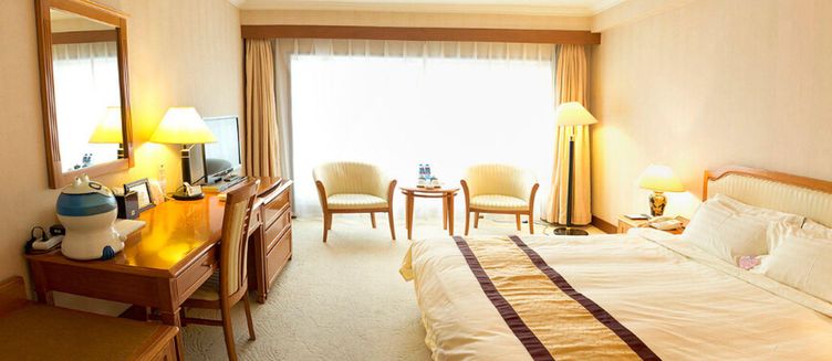 Фото отеля Zhongshan Hotel Dalian