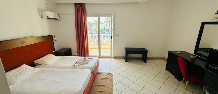 Фото отеля Best Beach Hotel