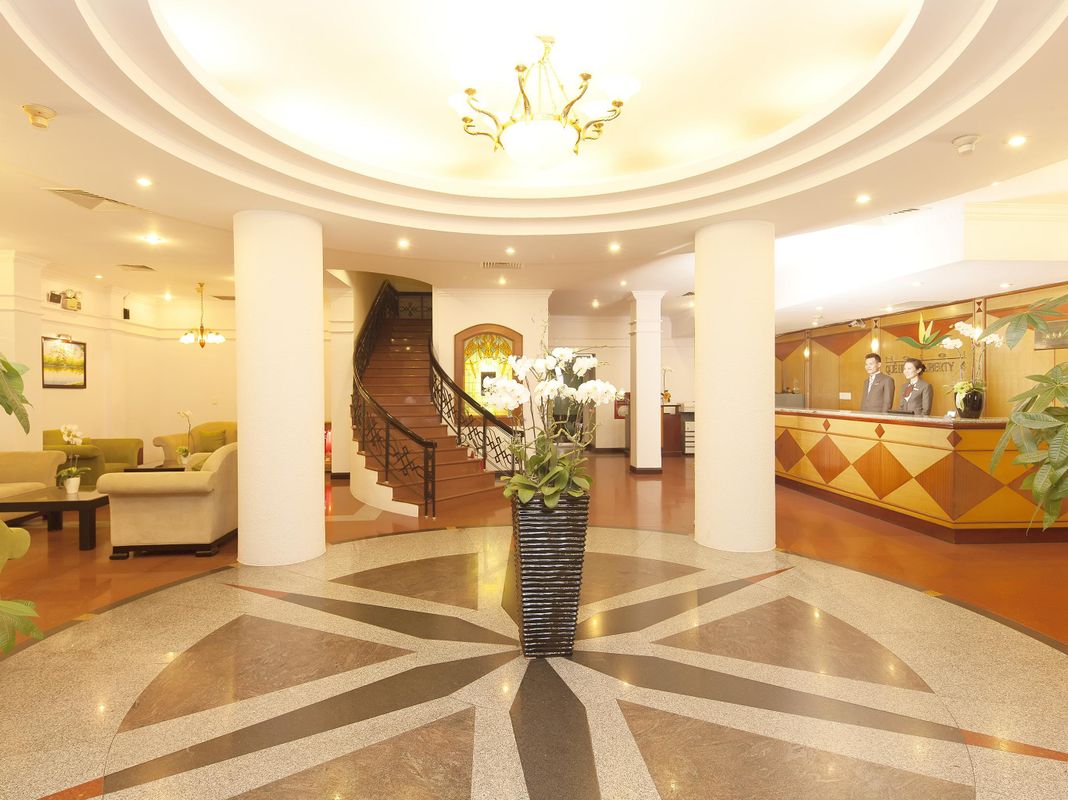 Liberty Hotel Saigon Parkview фото 25