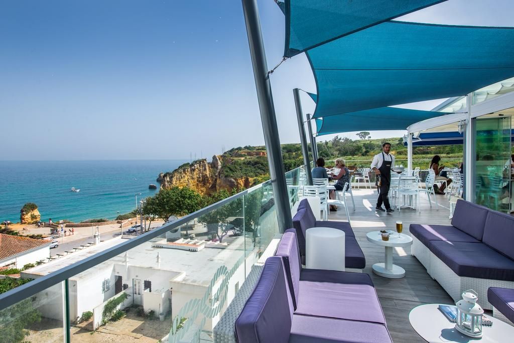 Carvi Beach Hotel фото 0