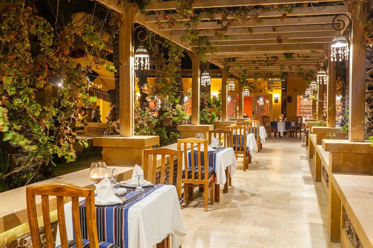 Carols Beau Rivage Martrouh фото 11