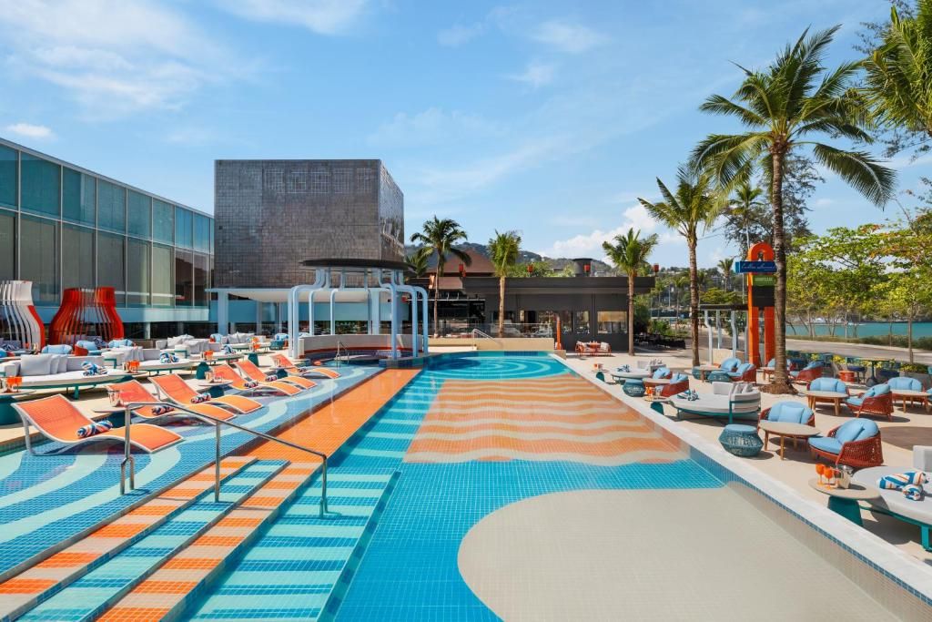Courtyard by Marriott Phuket, Patong Beach Resort фото 45