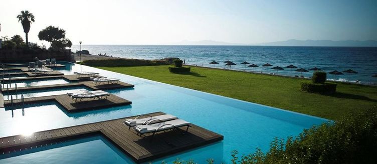 Фото отеля The Ixian All Suites - Adults Only