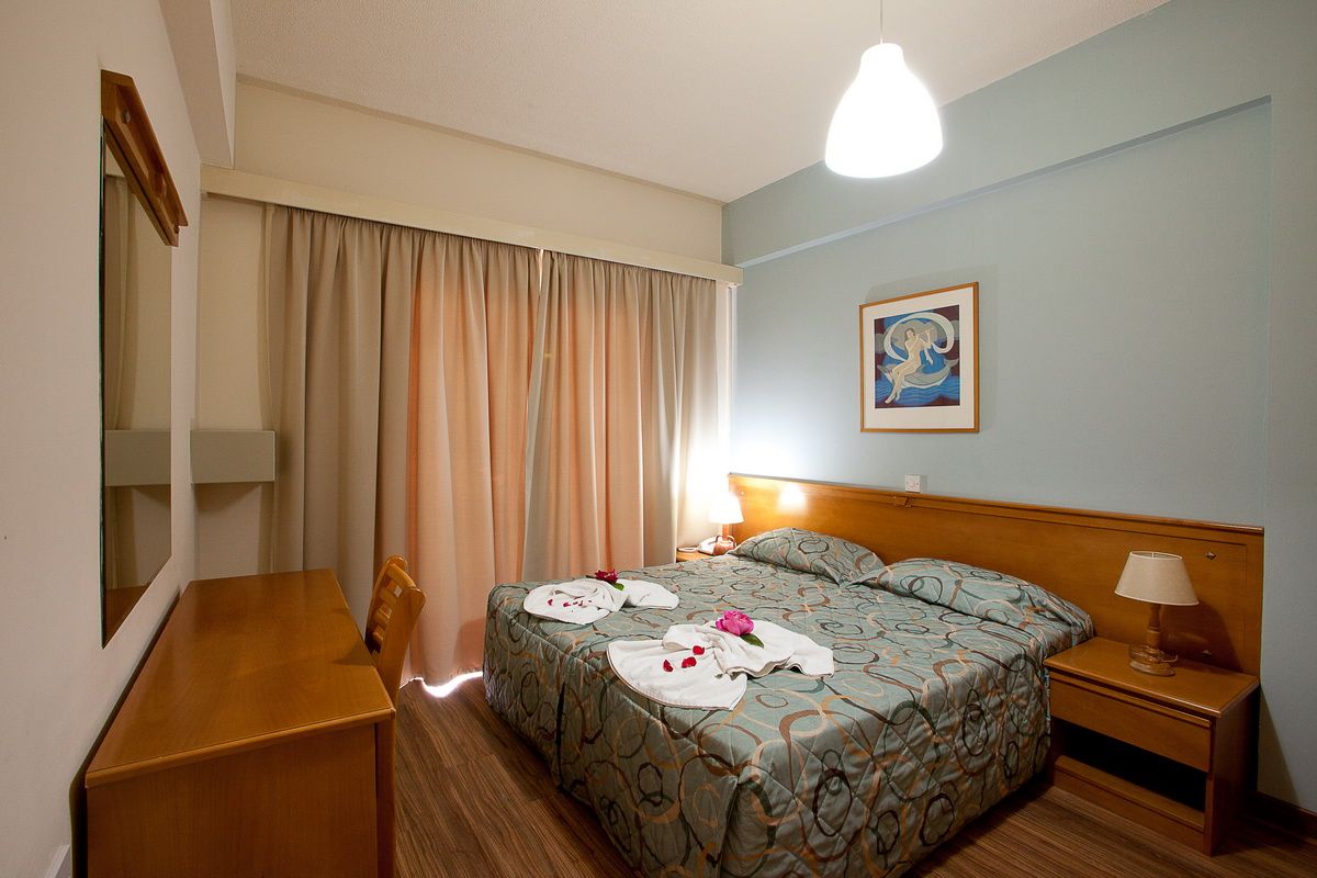Helios Bay Hotel Apts фото 21