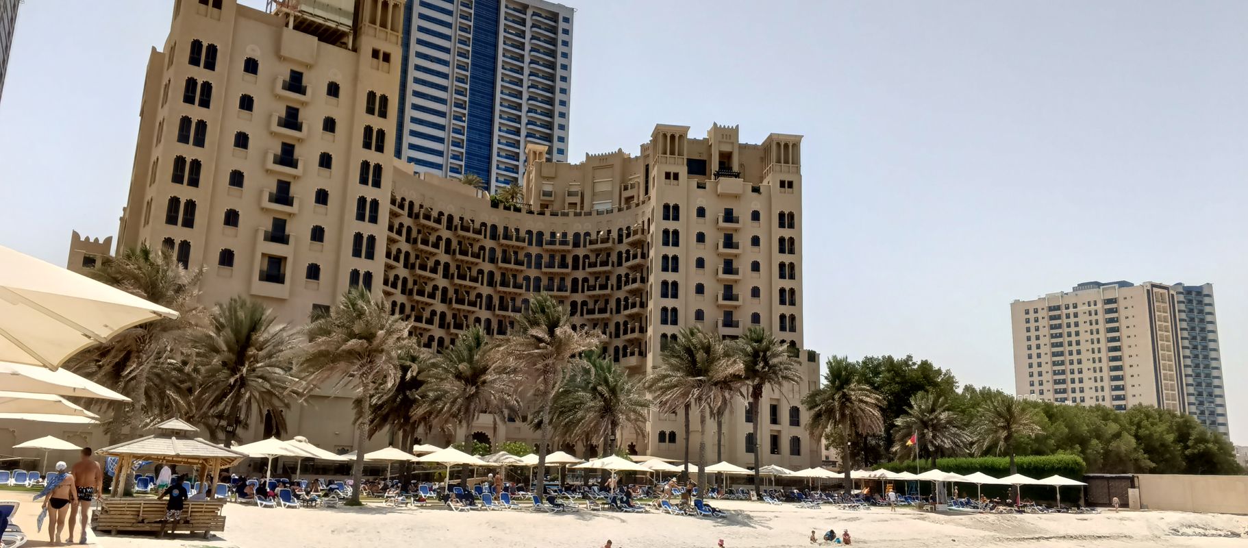 Bahi Ajman Palace Hotel фото 67