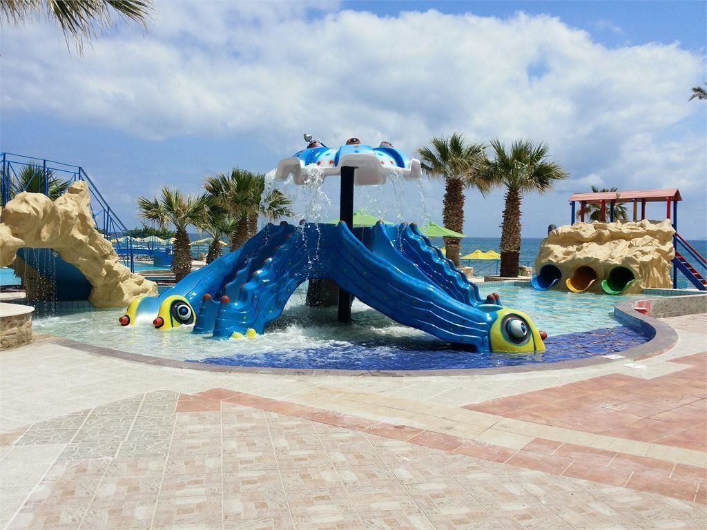 Eri Beach & Village Hotel фото 17