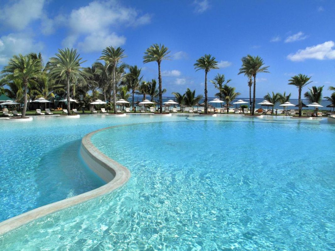 LUX* Belle Mare Resort & Villas фото 41