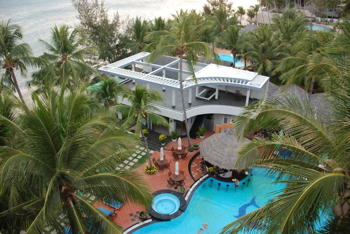 Canary Beach Resort фото 0
