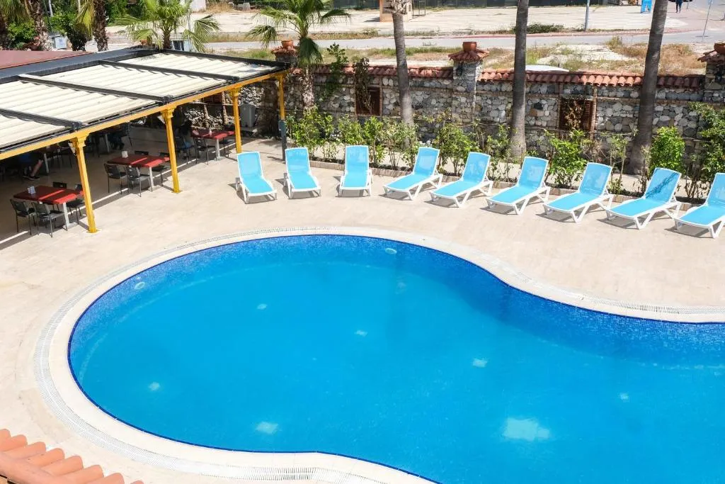 Beldibi Beach Hotel фото 9