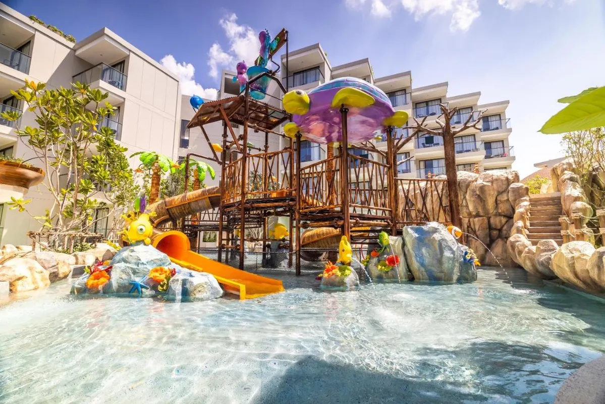 Phuket Emerald Beach Resort фото 10